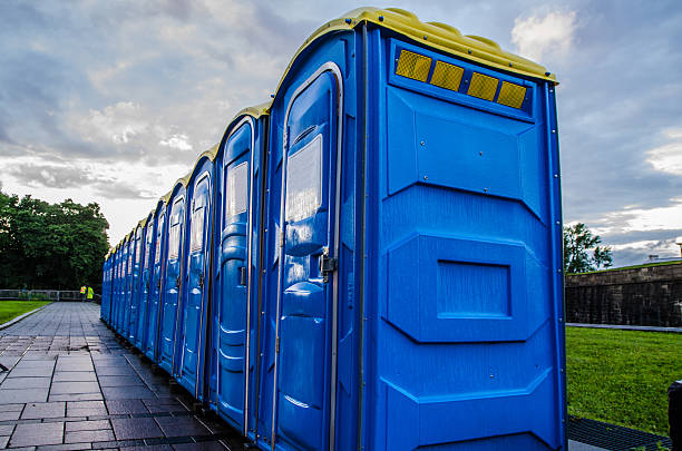 Best Portable restroom trailer rental  in Flossmoor, IL